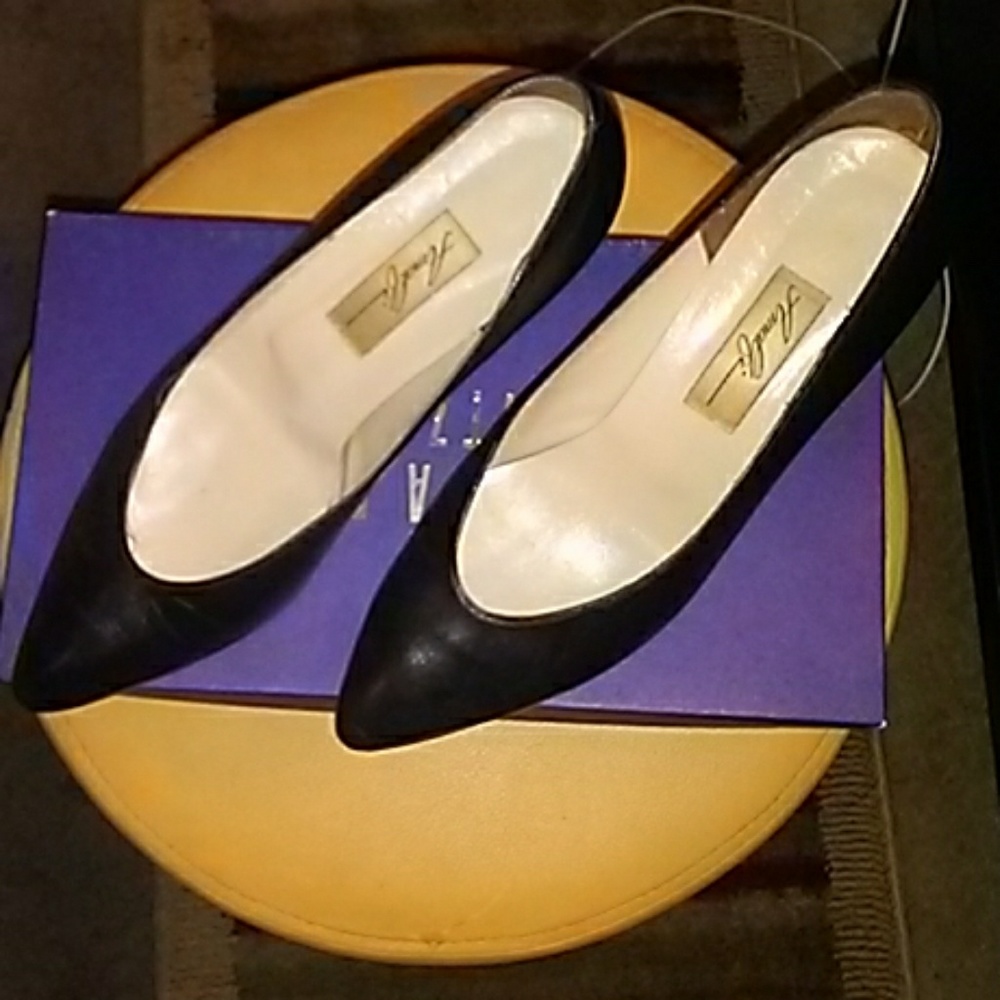 Women's shoes size 9